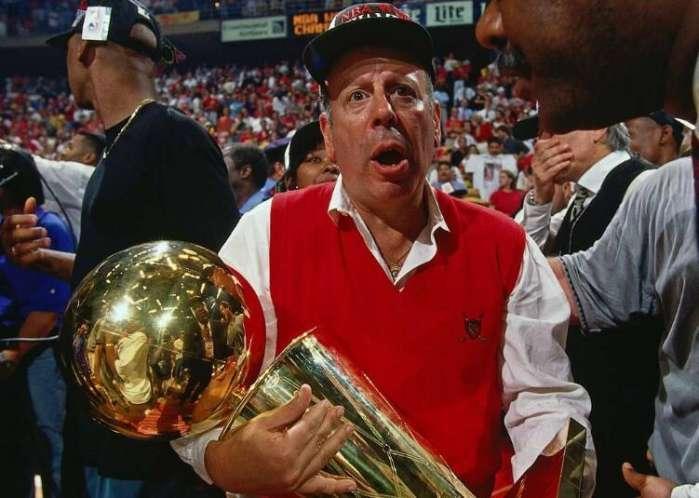 奥拉朱旺,德雷克斯勒,更是在第1个赛季就完成队史第1座总冠军的梦想