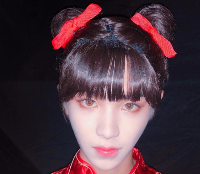 justin程潇穿旗袍模仿春丽身材不重要脸小最关键