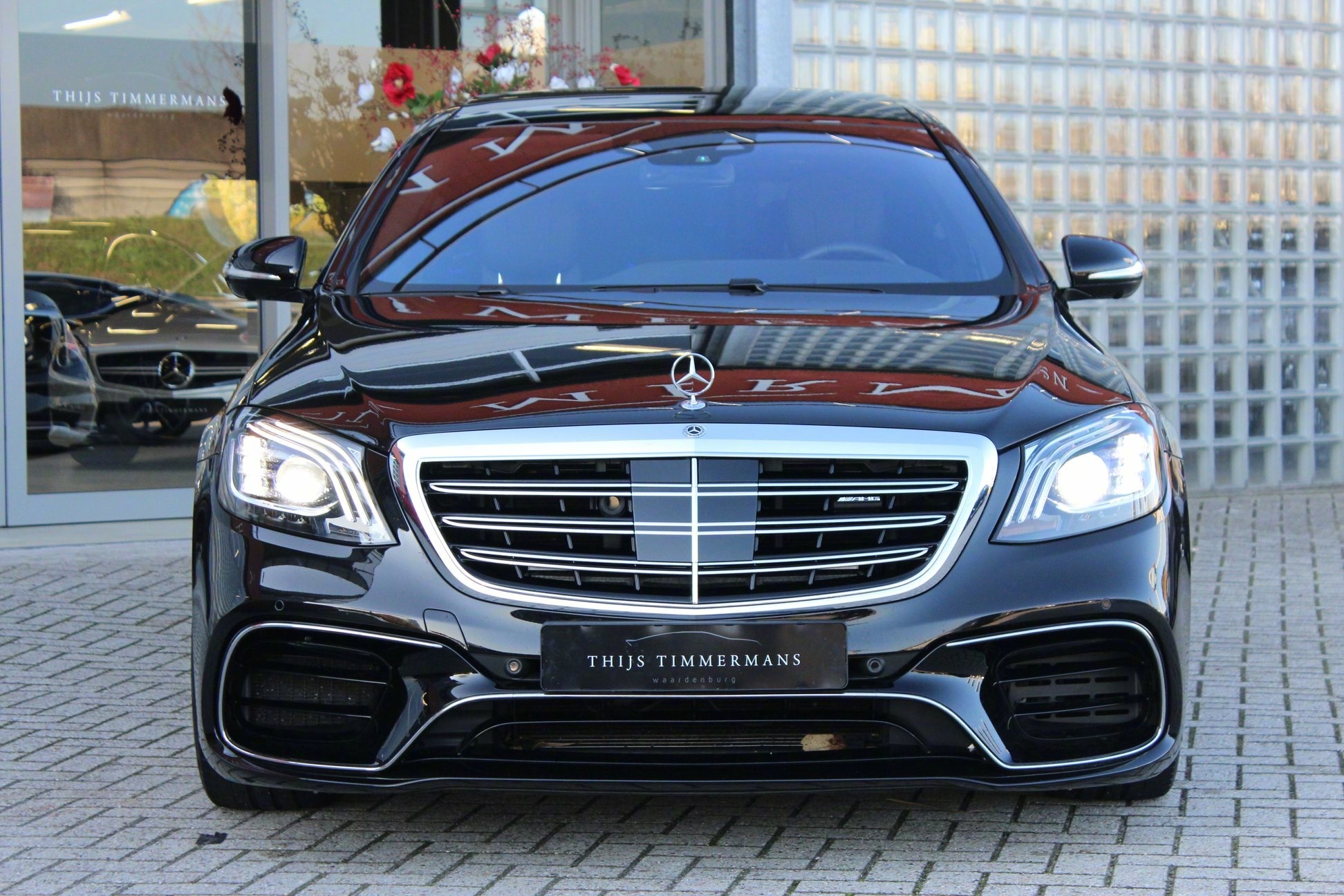 奔驰s63最新报价奔驰amgs63纵横奔驰在天地间