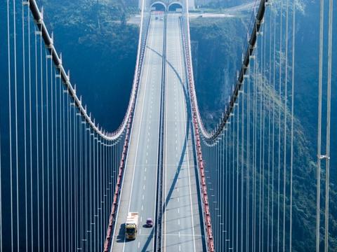 巡逻防控四项机制 交警巡逻配备枪支吗