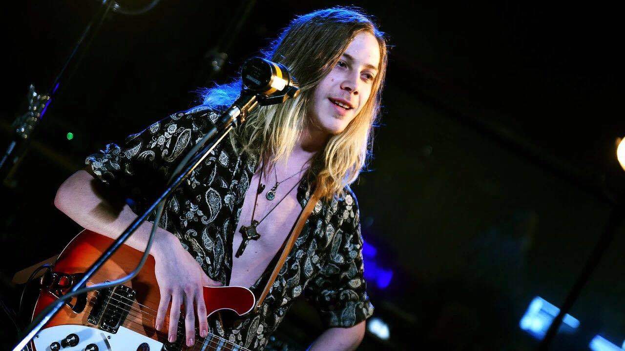 民谣新星isaac gracie 特邀中国神秘大咖"出演"mv