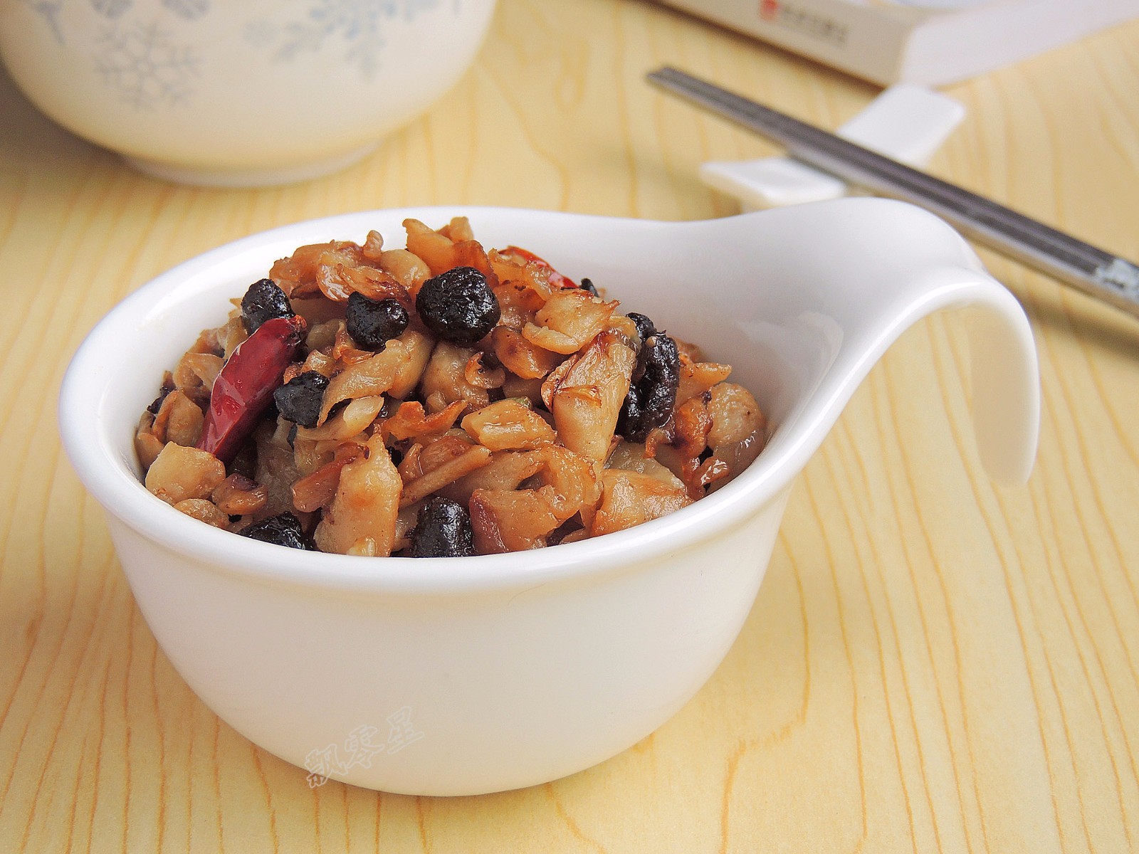 超美味的配粥小菜,这样做,香辣脆爽,做法简单,几分钟就上桌