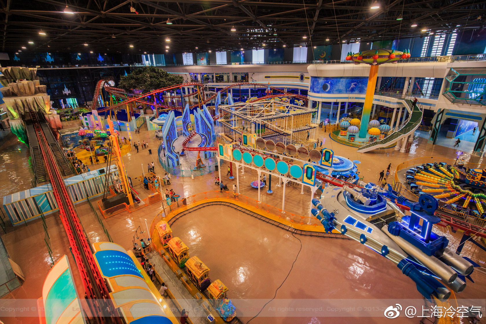 完全没有想到弘阳未来世界主题乐园的占地面积竟然高达10万㎡