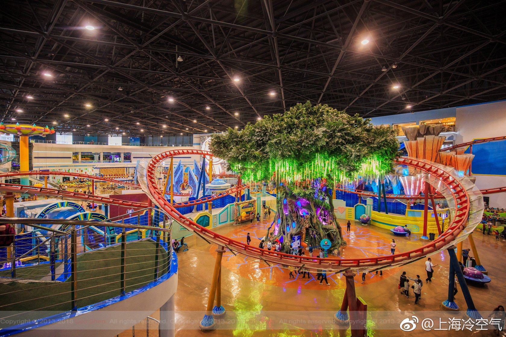 完全没有想到弘阳未来世界主题乐园的占地面积竟然高达10万㎡