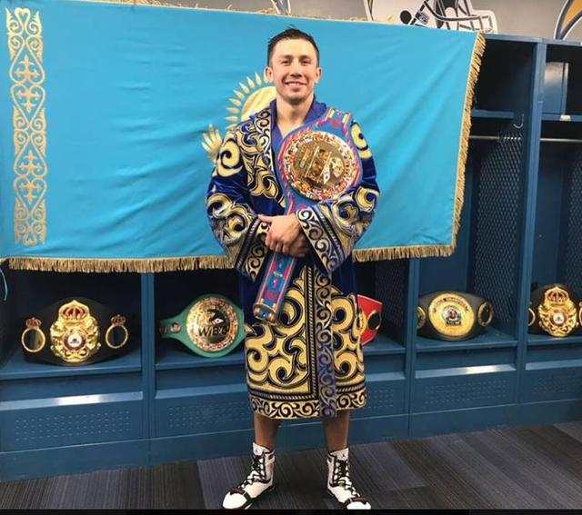 战神戈洛夫金展示金腰带向祖国致敬,还有三场硬仗要打