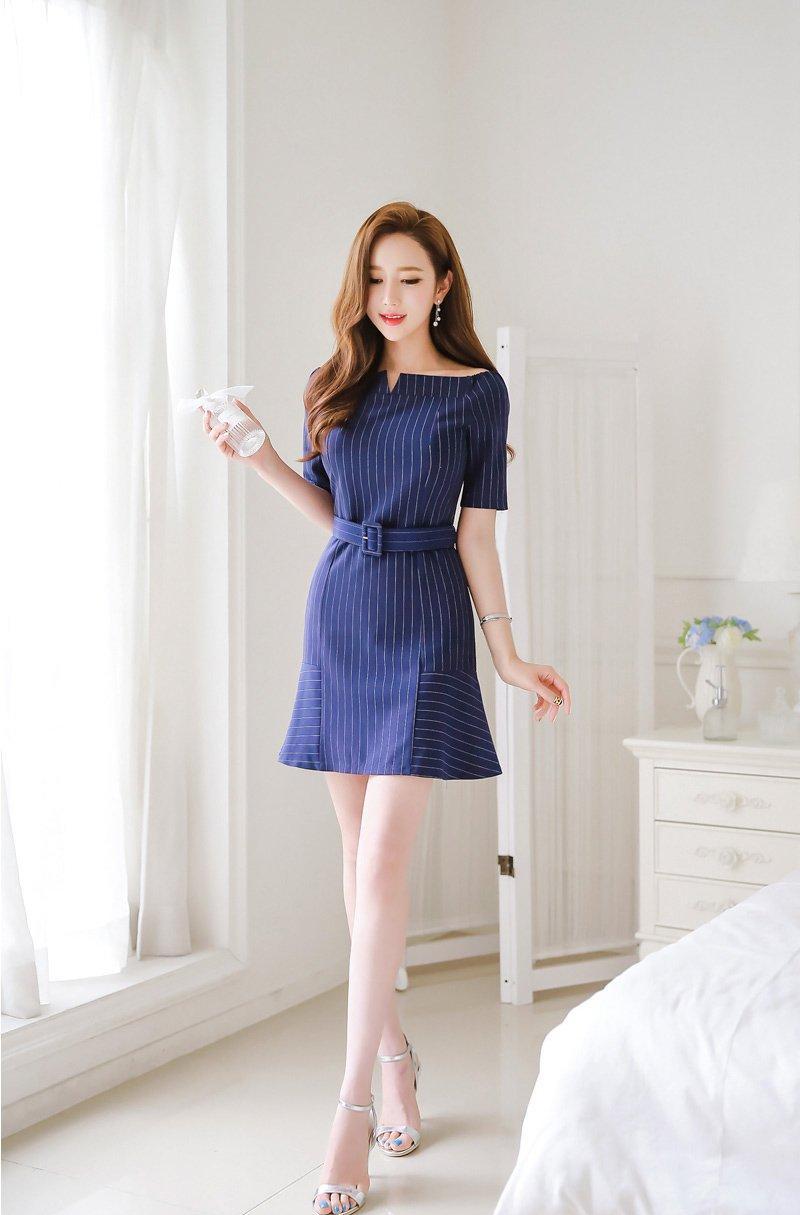 黛蓝色精致如她, 窈窕美扬放不下