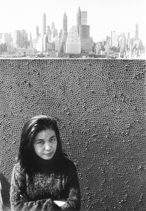 年轻的草间弥生notyouraverageartbabe