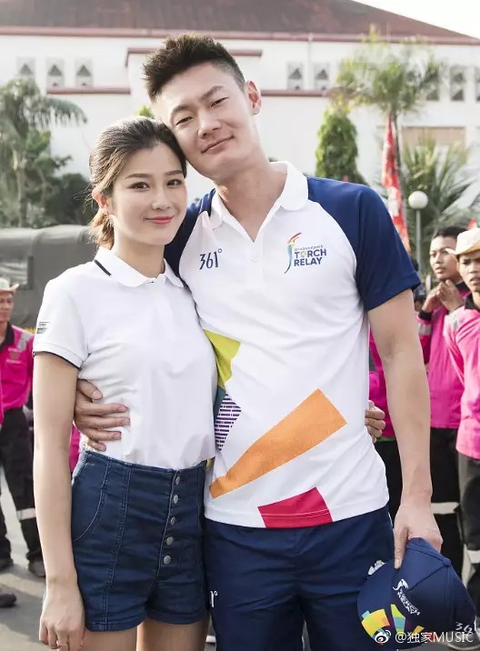 张培萌公布恋情