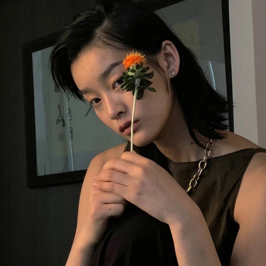 女头像 点赞前任会被绿