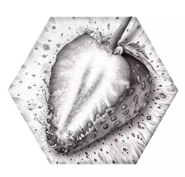 超牛逼的素描手绘美女从小一直坚持学习精细手绘