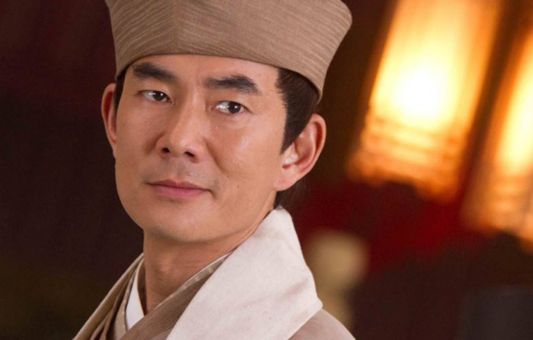 他曾是乐坛"大哥大",儿女双全却一直没办婚礼,今胖到200斤