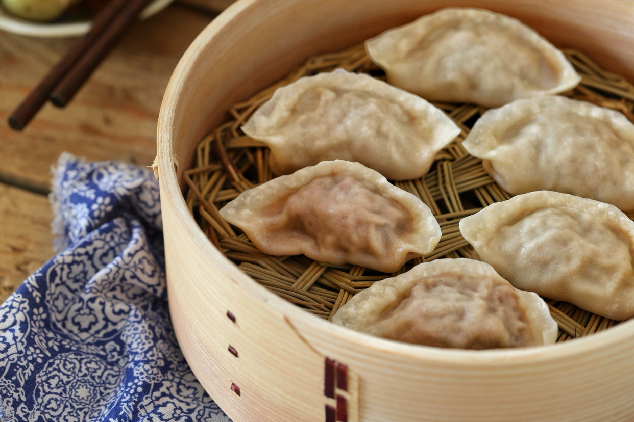 "贴秋膘"就吃这个肉,做成蒸饺鲜嫩又多汁,虽然价格贵但确实值