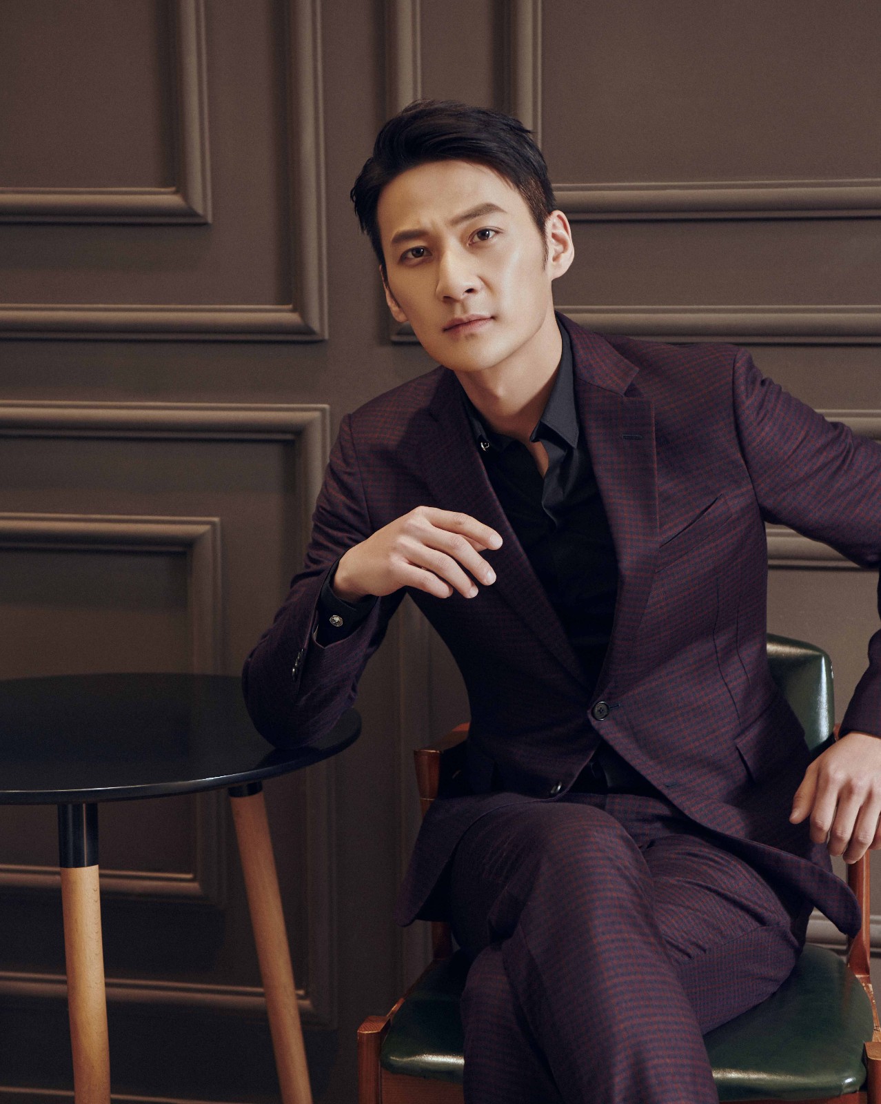 张陆摆脱精英人设 再度化身热血创业男