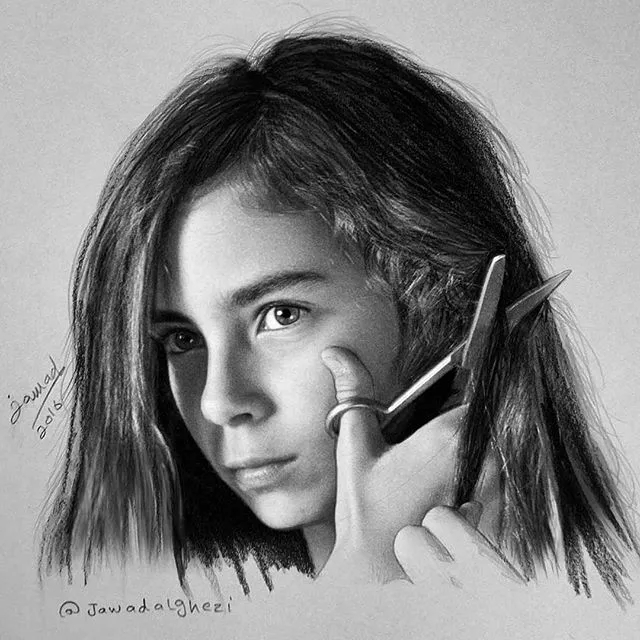 人物素描表情灵动的女孩纸