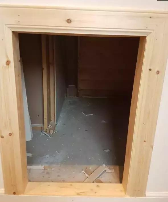 小夫妻给"汪星人"盖了个豪华狗窝,自己女儿都吃醋啦