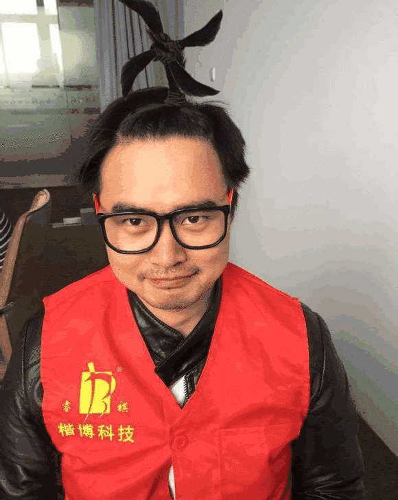 求大神帮我把我头上的鬏去掉,神恶搞,这波图我笑了半天!