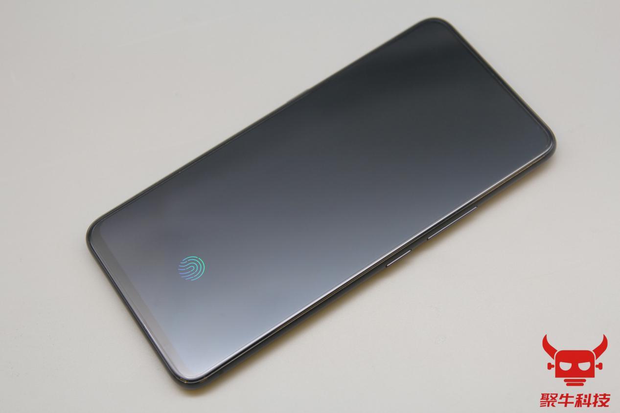 上上下下的享受 伸缩镜头全面屏旗舰vivo nex是这个样子