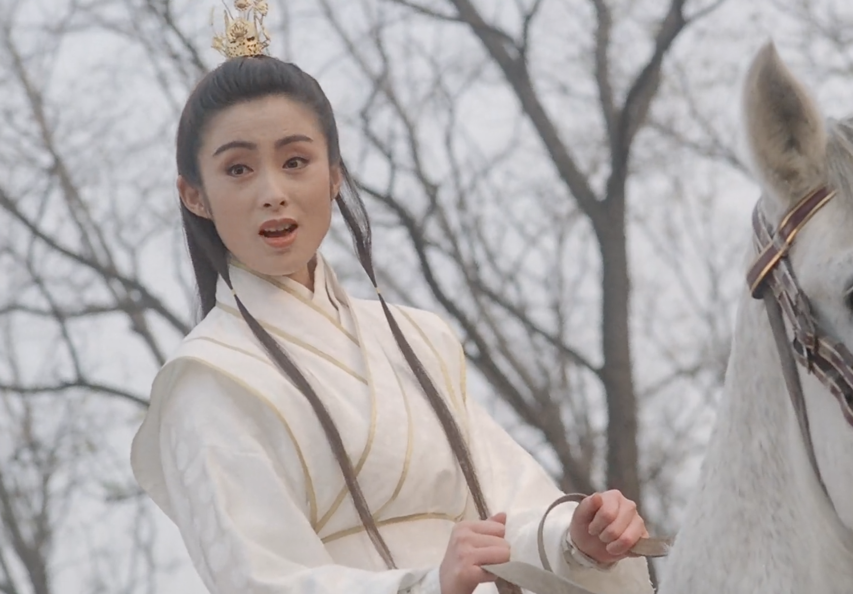 张敏最美的一回眸就是这个形象_新浪看点