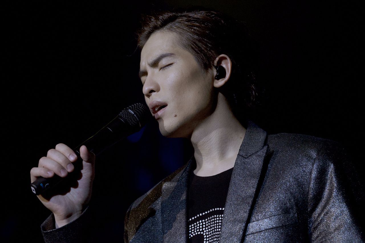 "雨神"萧敬腾直面回应千万豪宅,网友:就是不喜欢和你做邻居!