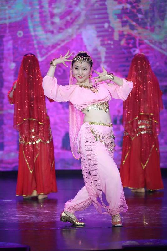 甜妹子肖洋《天竺少女》小仙兔造型妩媚多情可爱灵动