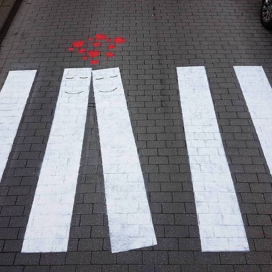 街头艺术:调皮的人行道艺术家oakoak