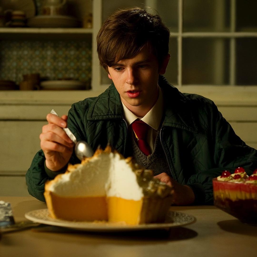 freddie highmore  1992 年出生于英国伦敦