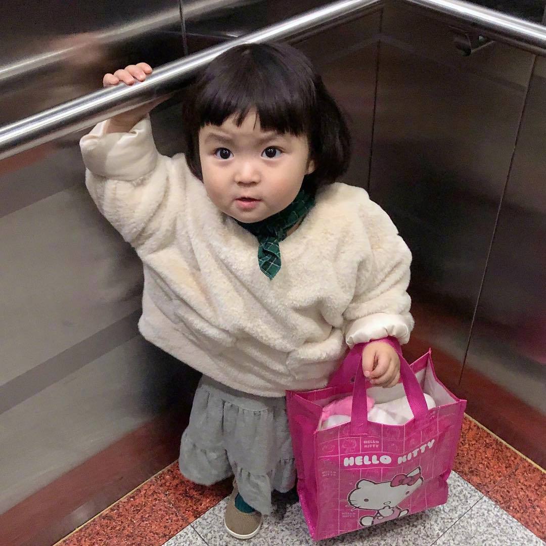 吃可爱豆长大的小宝贝罗熙,肉嘟嘟的脸蛋萌到哭了.ins:jinmiran