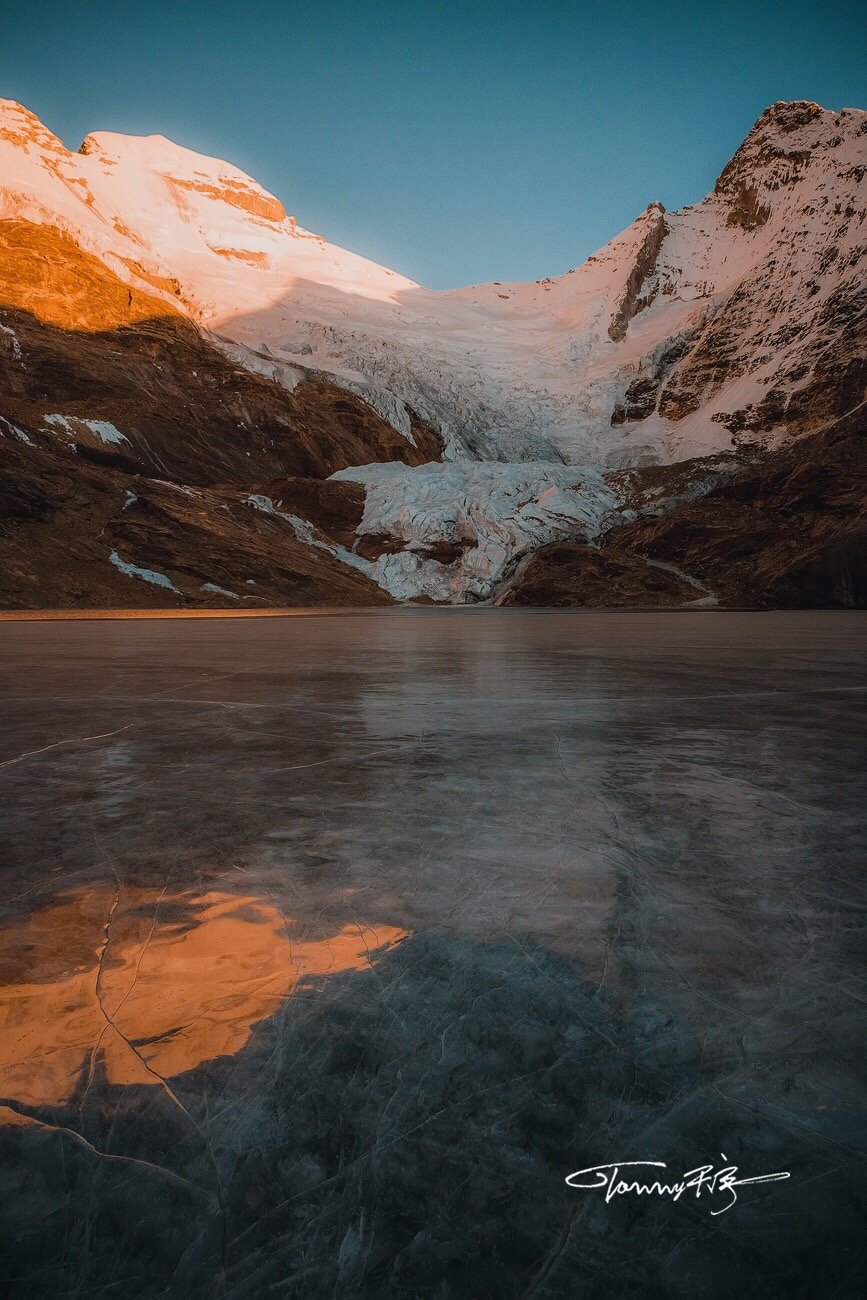 西藏山南,海拔6600多米的雅拉香布雪山|香布|雅拉|雪山_新浪新闻
