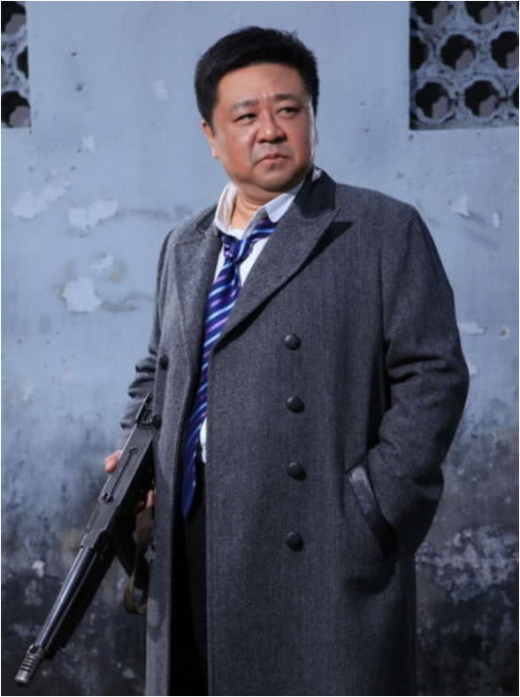 他饰演的狄仁杰堪称经典,低调的国家一级演员,54岁仍呆萌可爱!