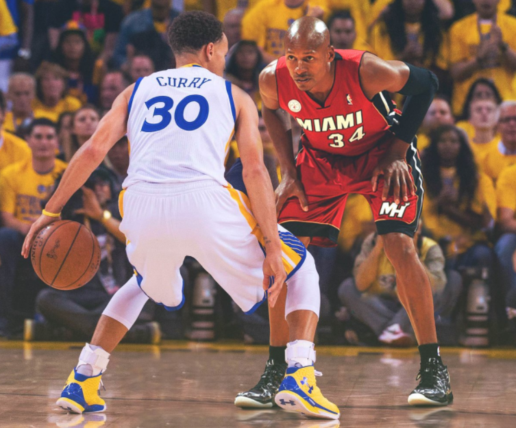 NBA史上最强3分王!库里:变态准 哈登:后撤步 雷