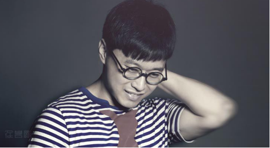 一首彩铃赚一个亿,他是红极一时的网络歌手,如今37岁销声匿影!