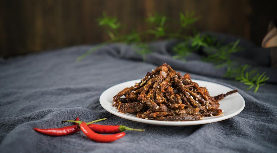 美食推荐: 四川一道灯影牛肉干, 已经有一百多年历史, 你吃过吗|牛肉干|牛肉|麻辣_新浪新闻