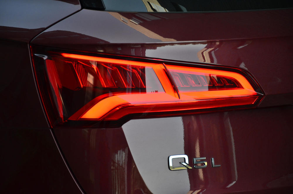 零距离"长"谈 静态评测奥迪全新q5l