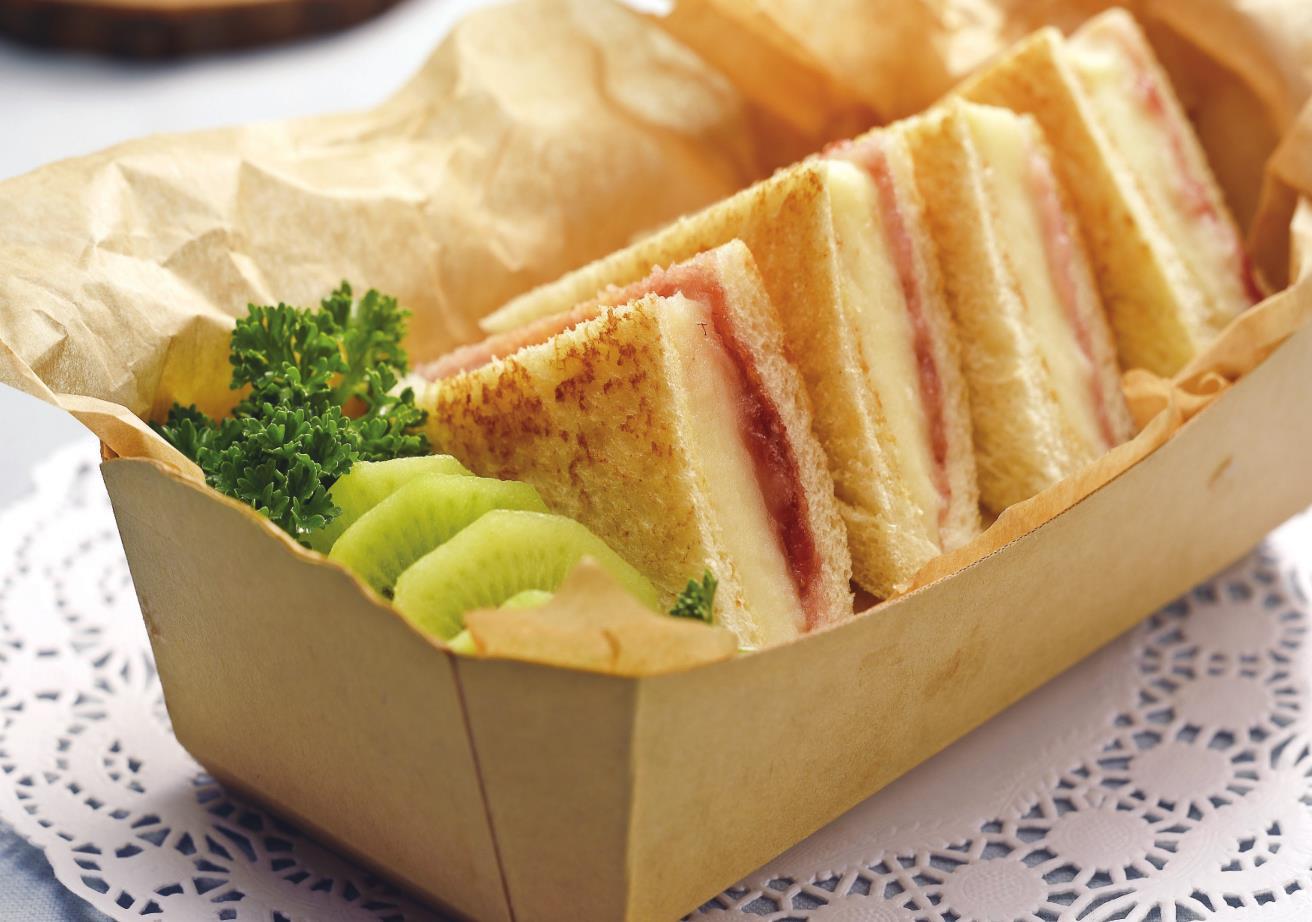 一款美味健康的土豆三明治 作为早餐或便当很适合!