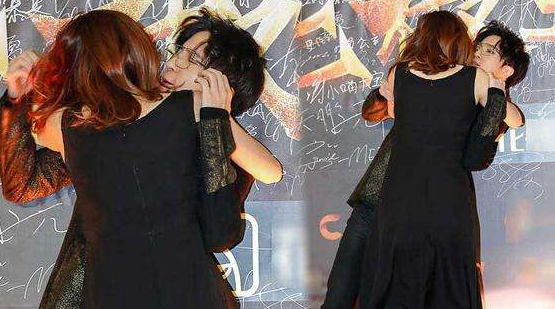 男明星被强吻瞬间啥反应?鹿晗陶醉,薛之谦惊恐,张艺兴这啥表情