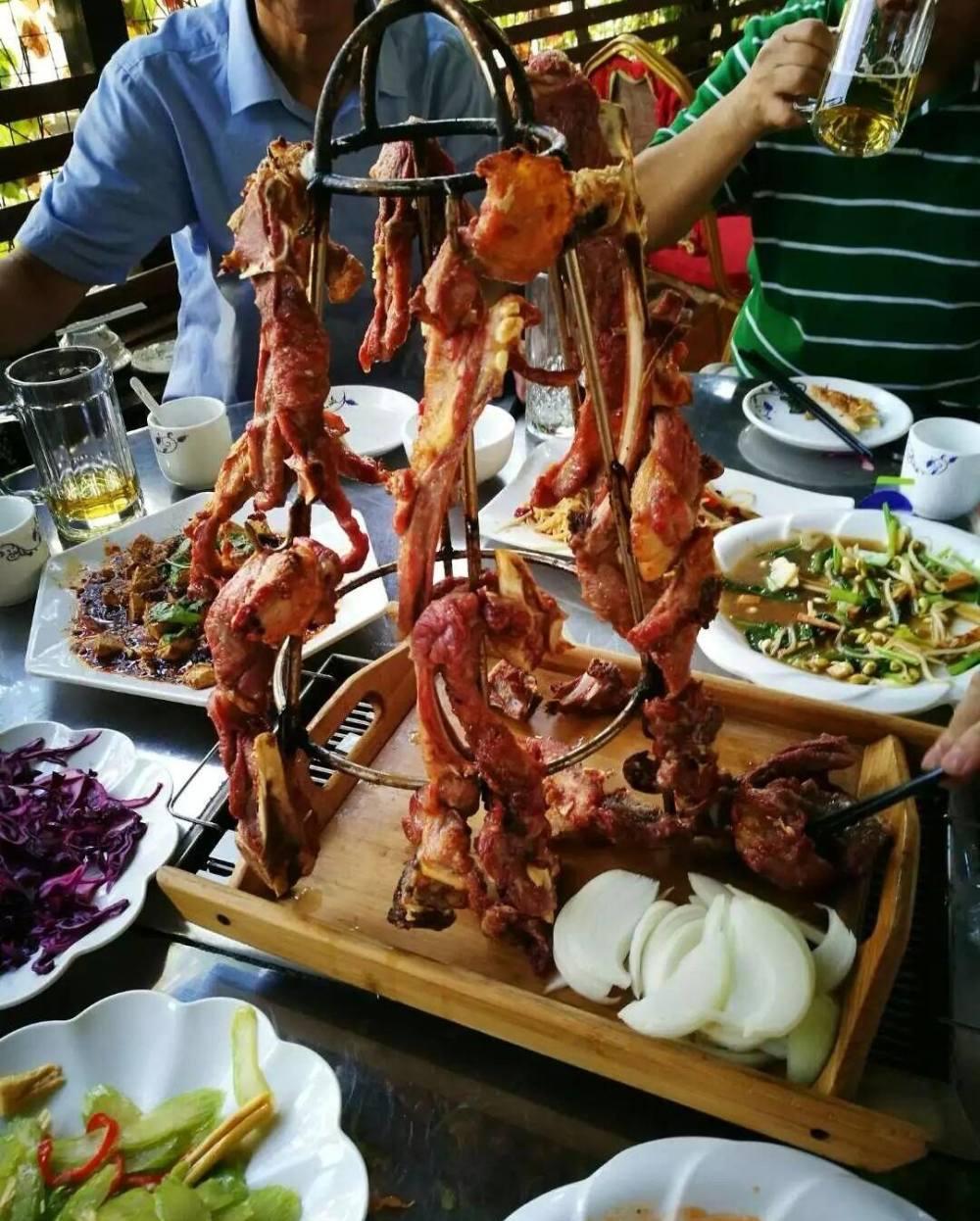 美丽新疆——美景加美食