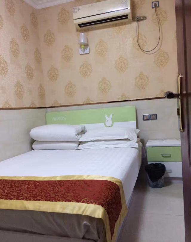 暗访大学门口小旅馆, 到底有什么秘密