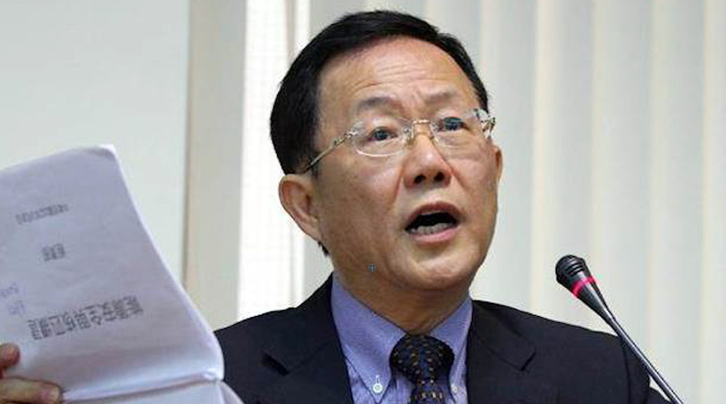 台北市长候选人丁守中怒批蔡当局:头脑坏掉才对抗大陆