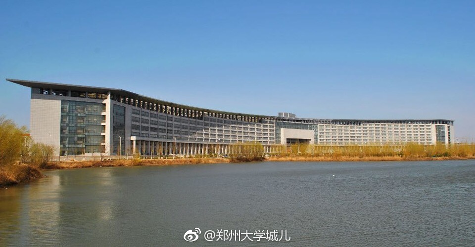 河南中医药大学,亚洲第二大长楼的春夏秋冬。