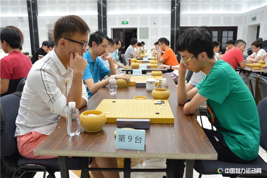 国家围棋队选拔战罢两轮李维清韩一洲等二连胜