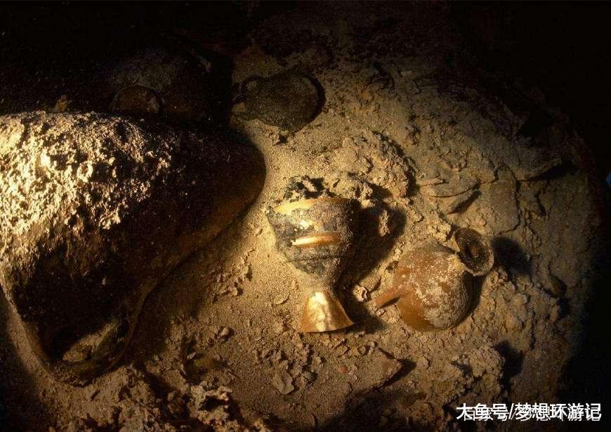 韩国海底找到装有200吨黄金的俄罗斯战舰残骸, 分一半给俄罗斯?