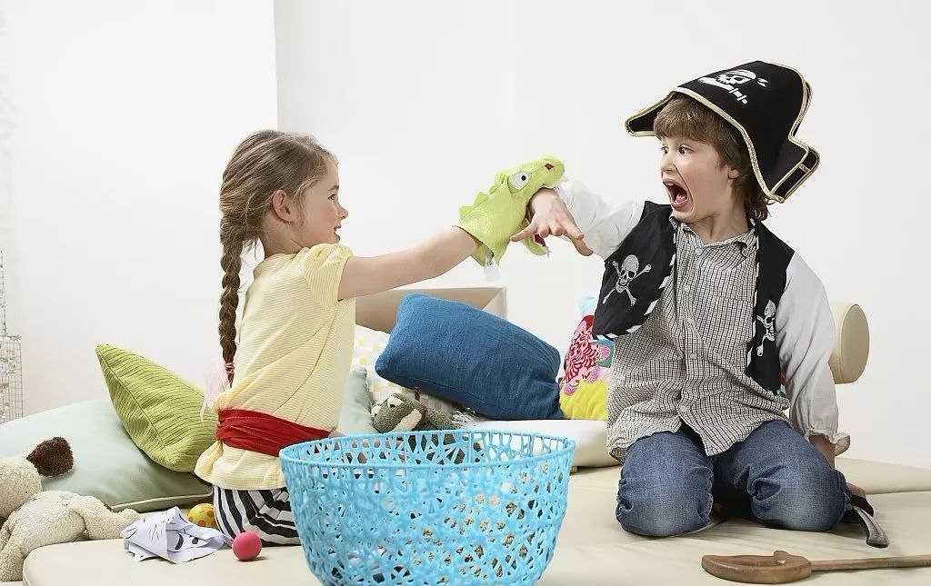 国外宝宝6个月就送托班,为啥没影响安全感?