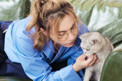 "仙女锐"发新歌啦!勤奋又精致的周锐谁能不喜欢呢!| 表情包