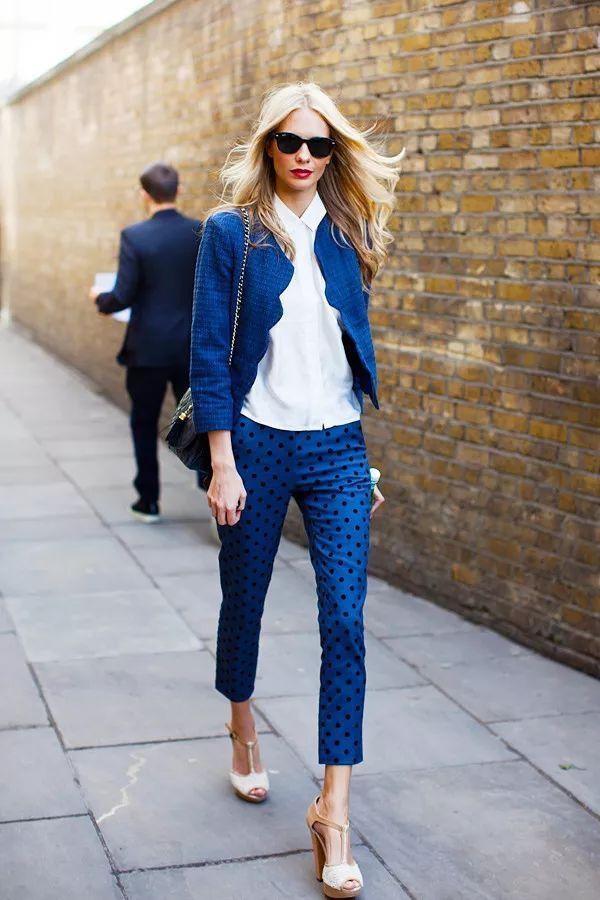 白皙|蓝色|白色_新浪新闻