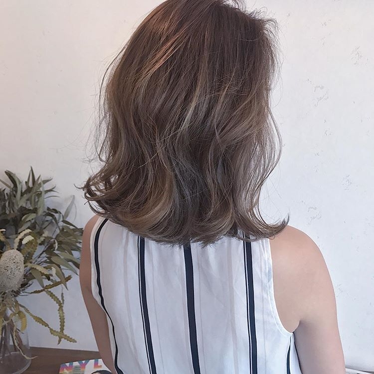 外翻的发型,今年最火