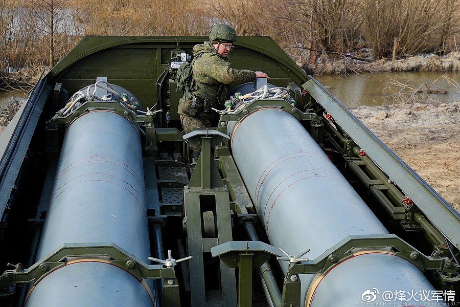 俄海军新型棱堡岸基导弹系统成功击中敌方战舰