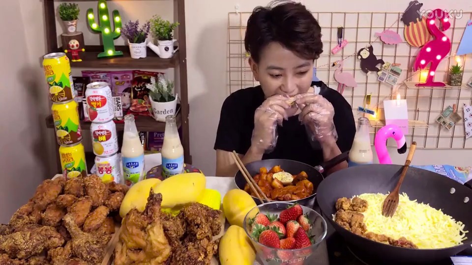 大胃王阿伦:韩式鸡腿套餐!街边美食 吃秀