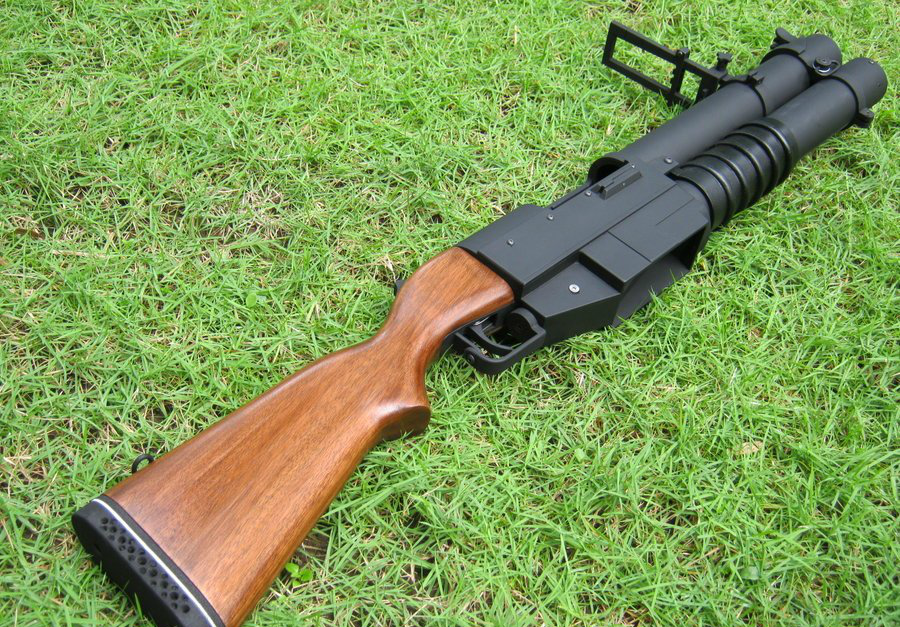 它叫做中国湖泵动式榴弹发射器,却是正经的美国货