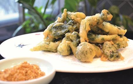 听过软炸虾仁 你听过软炸海苔吗 这款海苔完美颠覆你的想象