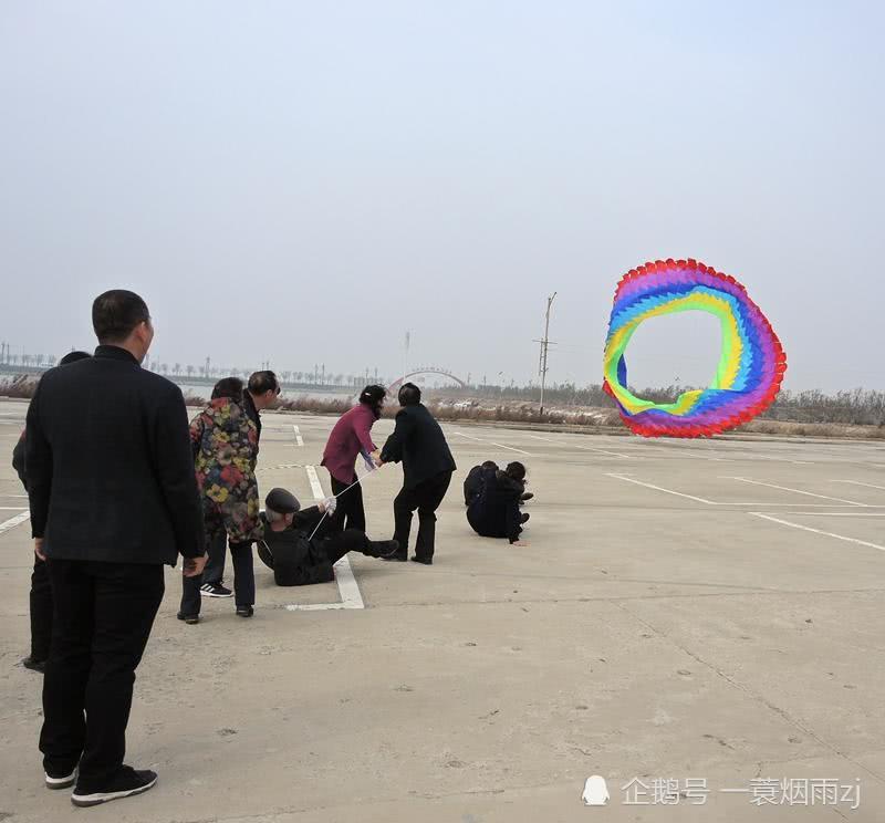 滚地龙劲大 拉滚十多人